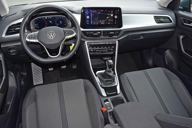 Gebraucht VW T-Roc Life 116 PS (85 kW) 2024 Blau SUV