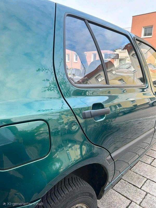 Gebraucht VW Golf III 90 PS (66 kW) 1997 Grün Kleinwagen