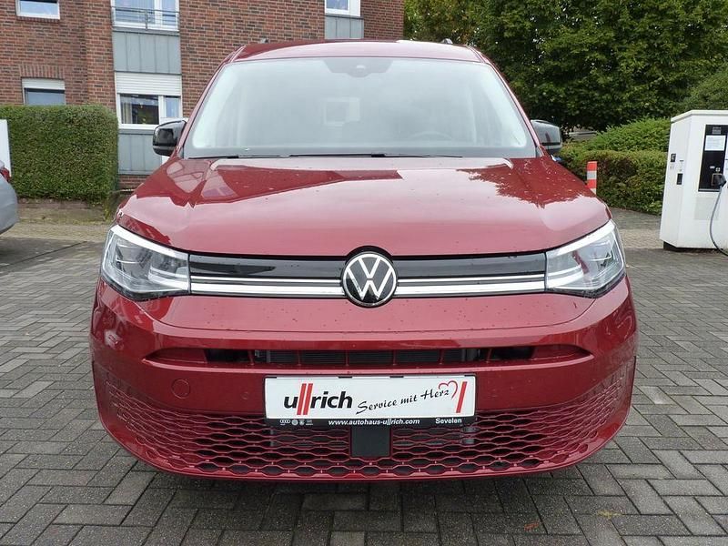 Gebraucht VW Caddy Style 116 PS (85 kW) 2025 Fortanarot metallic Van / Kleinbus