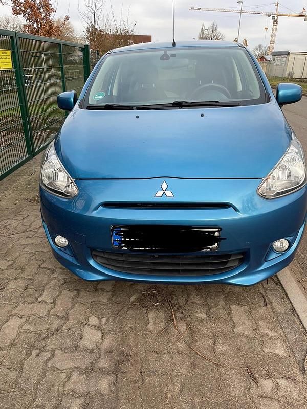 Blau Gebraucht 2013 Mitsubishi Space Star Kleinwagen | 4.800 € (Fairer Preis) - Bild 1/4