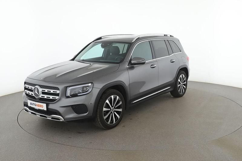 Grau Gebraucht 2022 Mercedes GLB220 Progressive SUV | 37.870 € (Guter Preis) - Bild 1/3