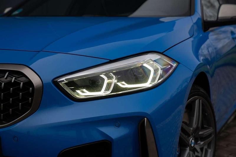 Gebraucht BMW 135 306 PS (225 kW) 2020 Misano blau Kleinwagen