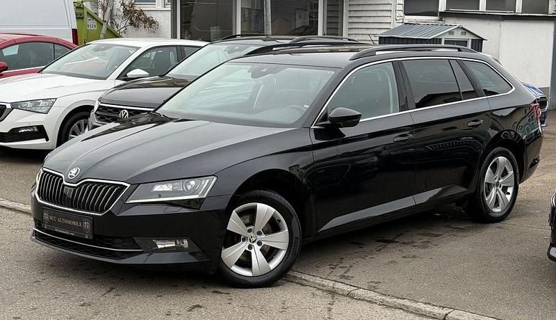 Gebraucht Skoda Superb Ambition 190 PS (139 kW) 2016 Schwarz Kombi
