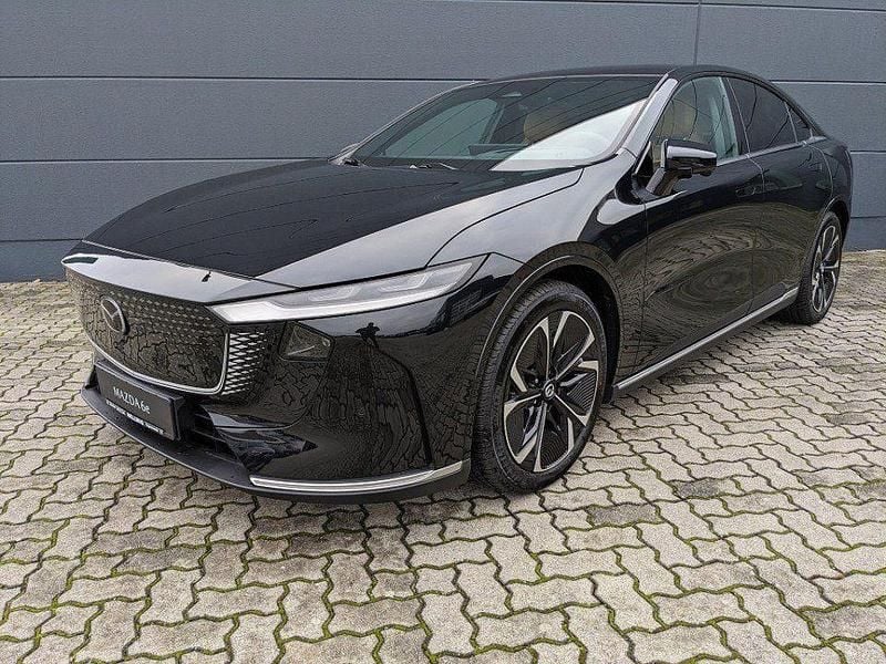 Neu Mazda 6e Takumi-Line 180 kW (245 PS) 2025 Schwarz Limousine
