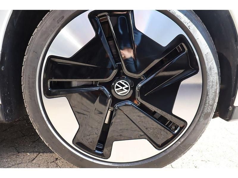 Gebraucht VW ID. Buzz Pro 210 kW (286 PS) 2025 Weiss Van / Kleinbus