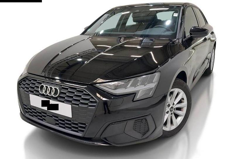 Schwarz Gebraucht 2022 Audi A3 Sportback Ambiente Limousine | 19.690 € (Superpreis) - Bild 1/4