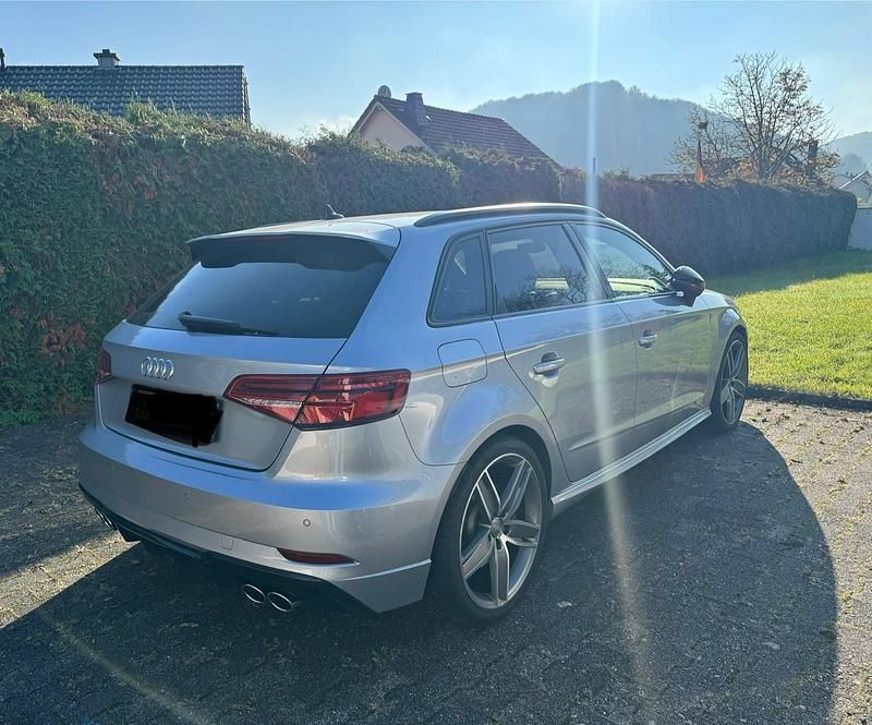 Gebraucht Audi S3 Design 300 PS (220 kW) 2019 Silber Kombi