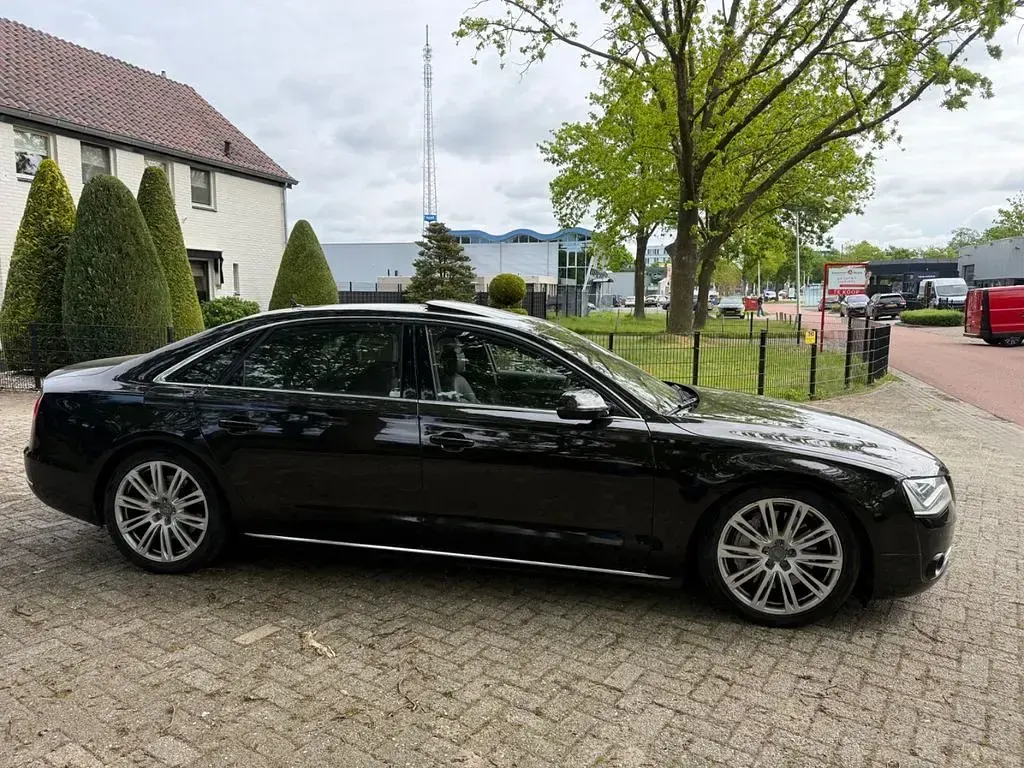 Gebraucht Audi A8L 351 PS (258 kW) 2013 Schwarz Limousine