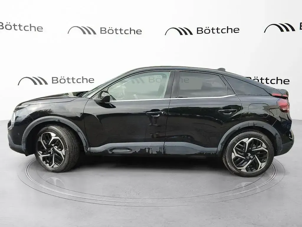 Gebraucht Citroën C4 Shine 131 PS (96 kW) 2024 Lackierung schwarz perla nera/typ aussenverkleidung metalliclackierung SUV