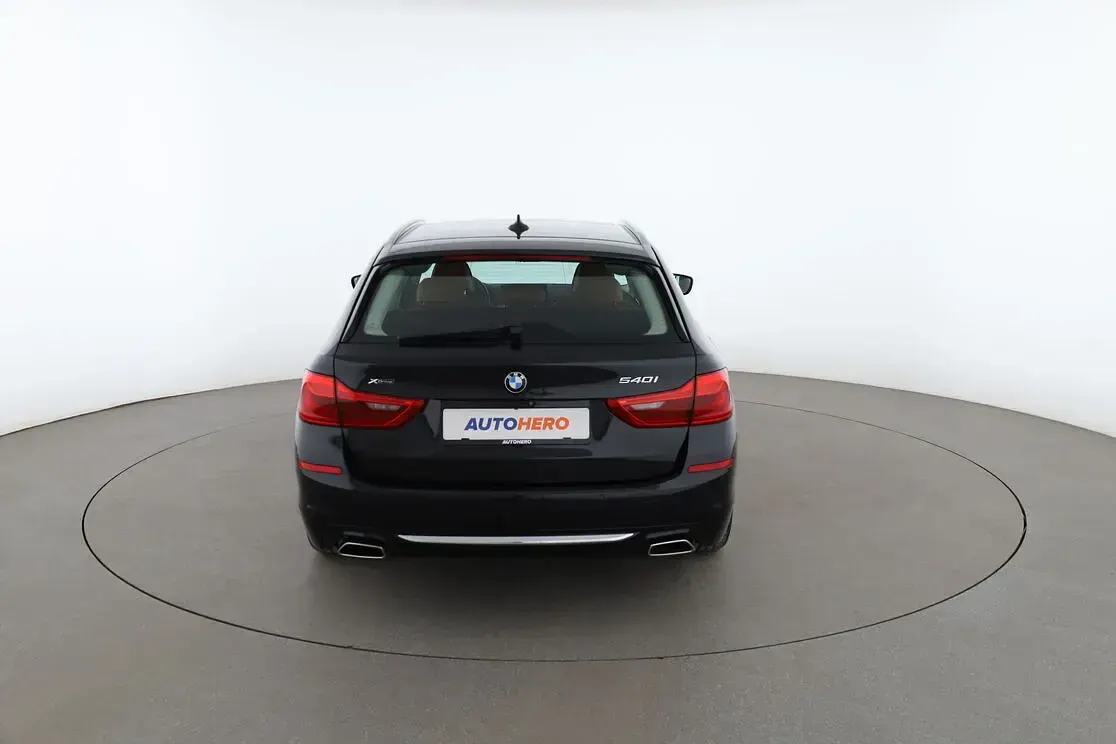 Gebraucht BMW 540 Luxury Line 340 PS (250 kW) 2019 Schwarz Kombi