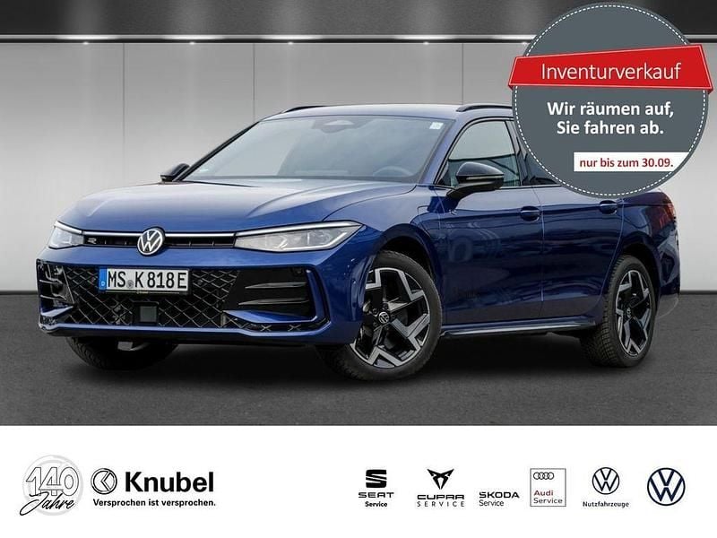 Reef blue metallic Gebraucht 2025 VW Passat R-line Kombi | 54.900 € (Fairer Preis) - Bild 1/4