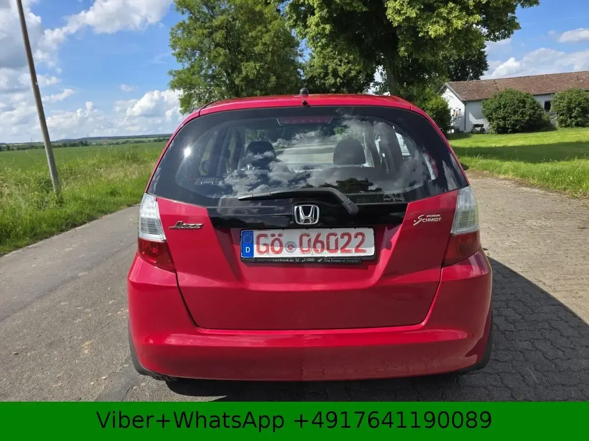 Gebraucht Honda Jazz Trend 90 PS (66 kW) 2010 Rot Kleinwagen