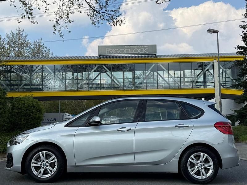 Używany BMW 218 Advantage 150 KM (110 kW) 2019 Srebrny Kombi