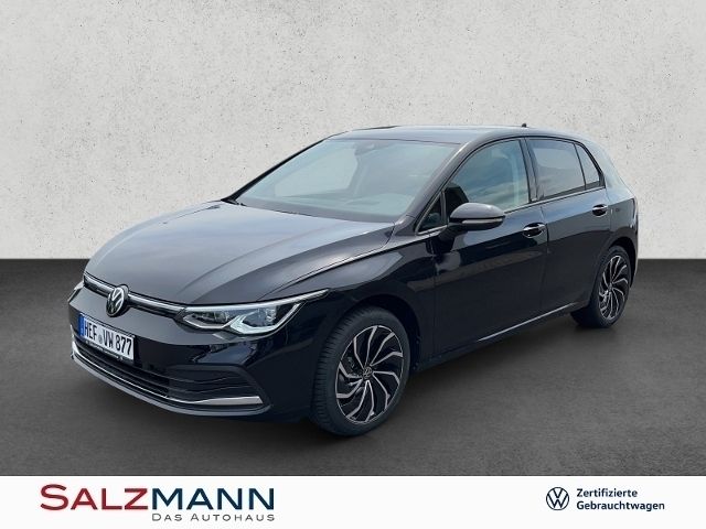 Schwarz Gebraucht 2024 VW Golf VIII Move Kleinwagen | 33.479 € (Teuer) - Bild 1/4