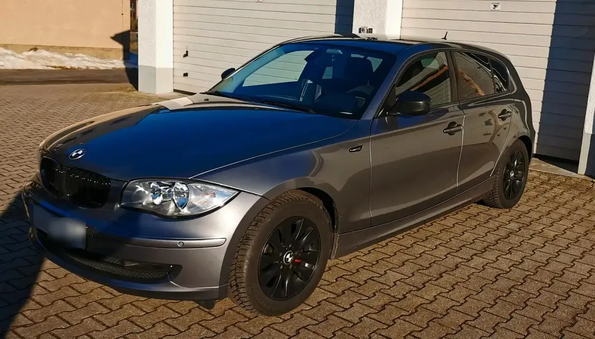 Gebraucht BMW 118 Sport Line 150 PS (110 kW) 2013 Grau Kleinwagen