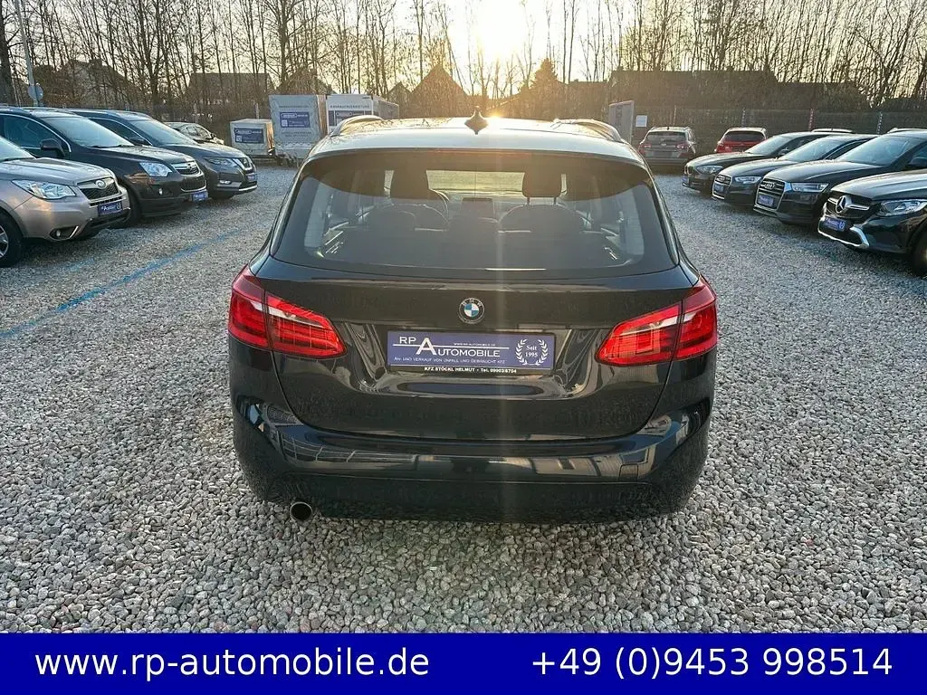 Używany BMW 218 Active Tourer 150 KM (110 kW) 2017 Niebieski Minivan