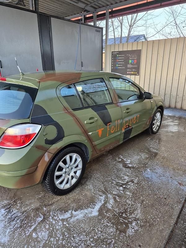 Gebraucht Opel Astra 105 PS (77 kW) 2006 Kleinwagen