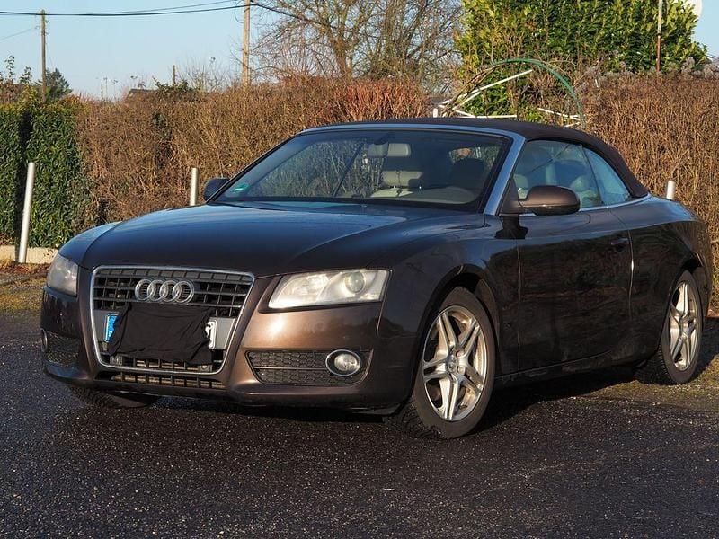 Braun Gebraucht 2010 Audi A5 Cabriolet Sport Cabrio | 7.600 € (Superpreis) - Bild 1/4