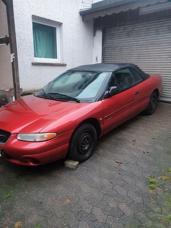 Gebraucht Chrysler Stratus 131 PS (96 kW) 1999 Rot Cabrio