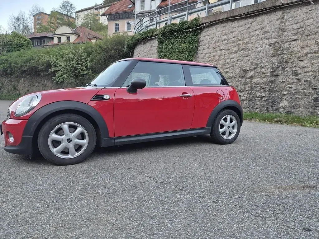 Usado Mini ONE 98 HP (72 kW) 2011 Vermelho Citadino