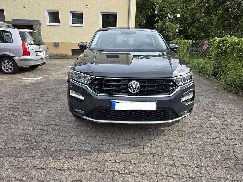 Gebraucht 2018 VW T-Roc SUV | 13.800 € (Etwas zu teuer) - Bild 1/4