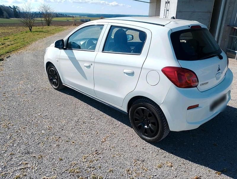 Gebraucht Mitsubishi Space Star 71 PS (52 kW) 2019 Weiß Kleinwagen