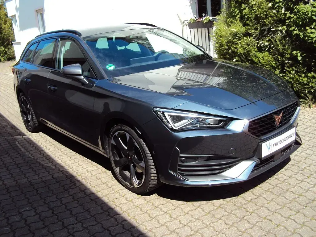 Second-hand Cupra Leon 150 CP (110 kW) 2024 Gri Berlinǎ