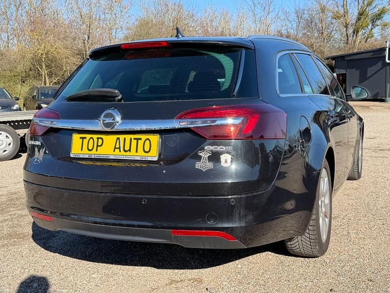 Gebraucht Opel Insignia 163 PS (119 kW) 2014 Schwarz Kombi