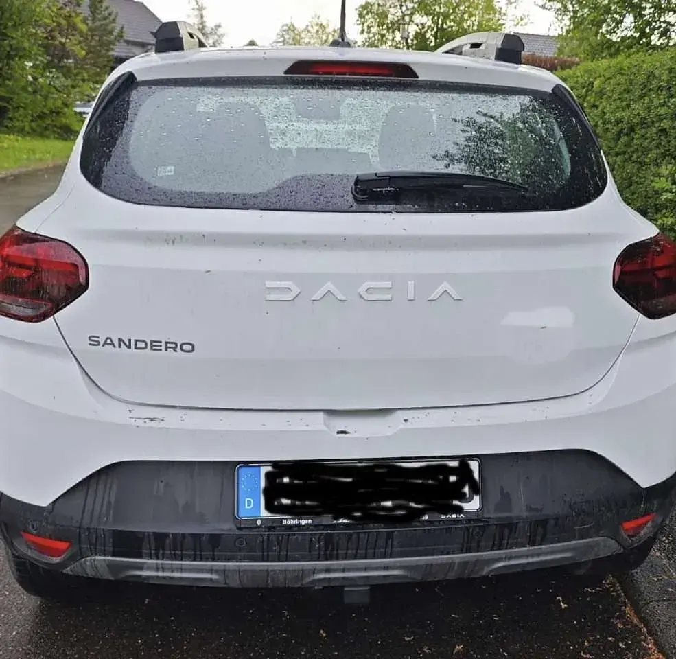 Gebraucht Dacia Sandero Expression 91 PS (66 kW) 2025 Weiß Limousine