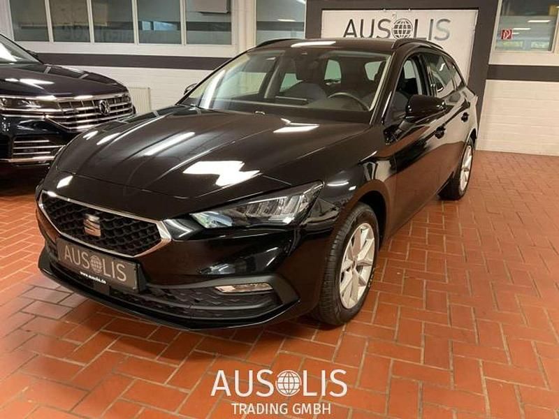 Midnight black Gebraucht 2024 Seat Leon Style Kombi | 21.990 € (Guter Preis) - Bild 1/4