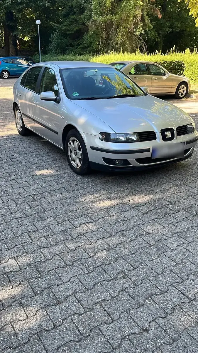 Gebraucht Seat Leon 110 PS (80 kW) 2001 Silber Kleinwagen