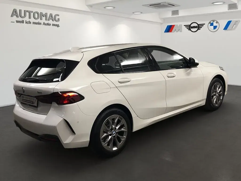 Gebraucht BMW 120 Efficient Dynamics 156 PS (114 kW) 2025 Alpinweiss iii Kleinwagen