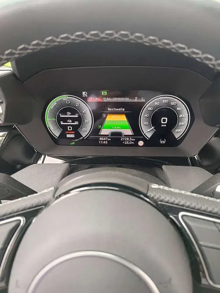 Gebraucht Audi A3 204 PS (150 kW) 2025 Grau Kombi