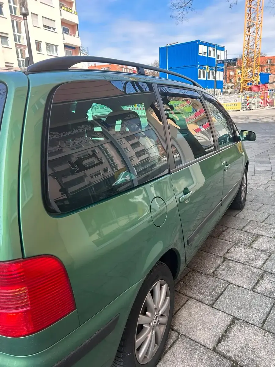 Używany VW Touran 140 KM (102 kW) 2003 Zielony Minivan