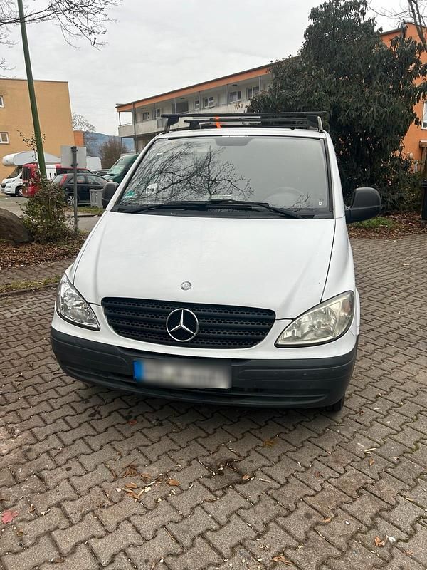 Weiß Gebraucht 2008 Mercedes Vito Van / Kleinbus | 2.800 € - Bild 1/4