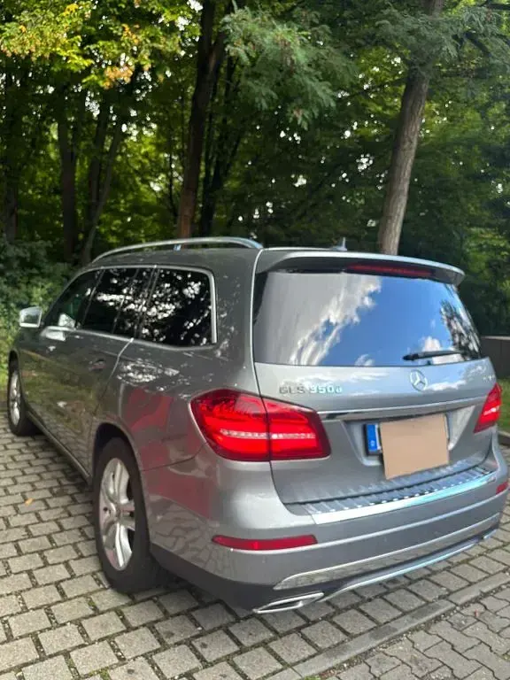 Gebraucht Mercedes GLS350 258 PS (189 kW) 2017 Grau SUV