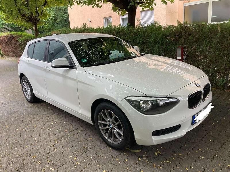 Weiß Gebraucht 2014 BMW 116 Kleinwagen | 8.000 € (Fairer Preis) - Bild 1/4