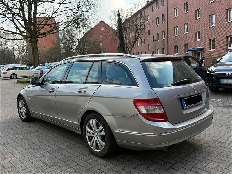 Gebraucht Mercedes C220 170 PS (125 kW) 2008 Silber Kombi