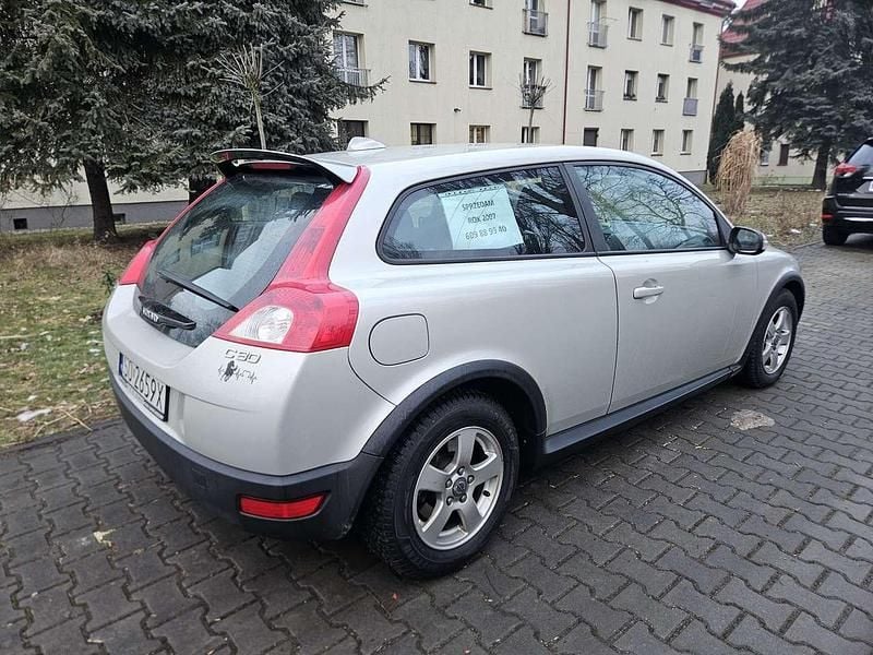 Gebraucht Volvo C30 Momentum 109 PS (80 kW) 2007 Silber Kleinwagen