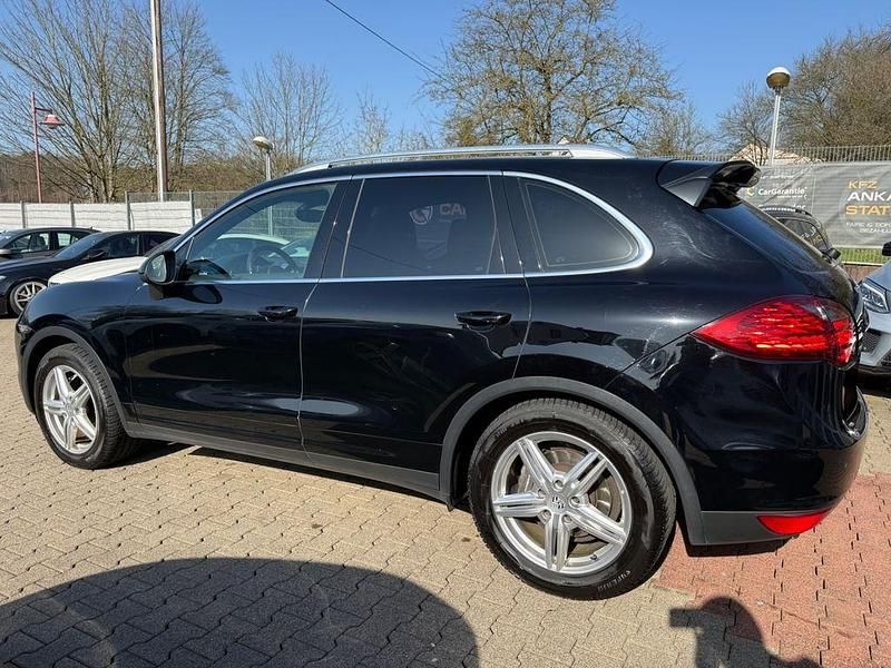 Gebraucht Porsche Cayenne 245 PS (180 kW) 2012 Schwarz SUV