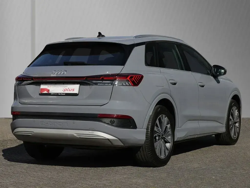 Gebraucht Audi Q4 e-tron Advanced Plus 125 kW (170 PS) 2023 Grau SUV