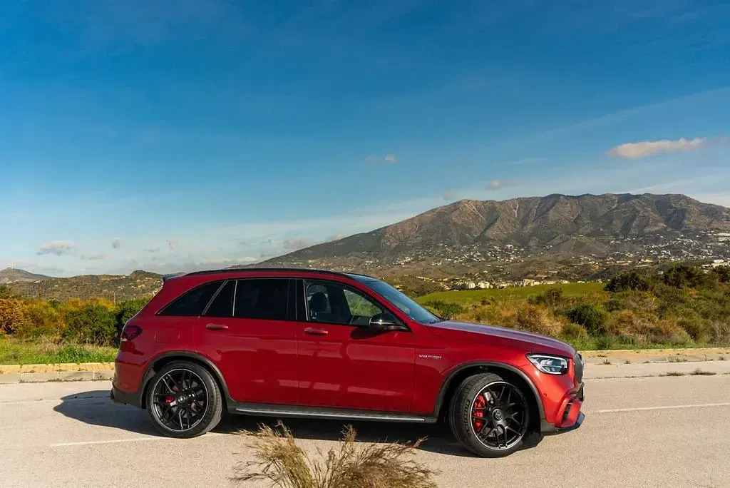 Gebraucht Mercedes GLC63 AMG AMG 510 PS (375 kW) 2022 Rot SUV