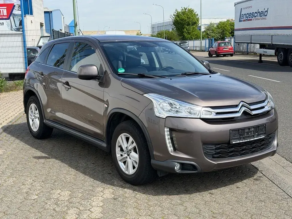 Gebraucht Citroën C4 Aircross Tendance 114 PS (83 kW) 2016 Braun SUV