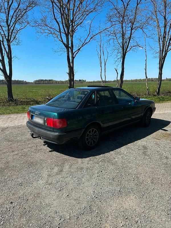 Second-hand Audi 80 90 CP (66 kW) 1992 Verde Berlinǎ
