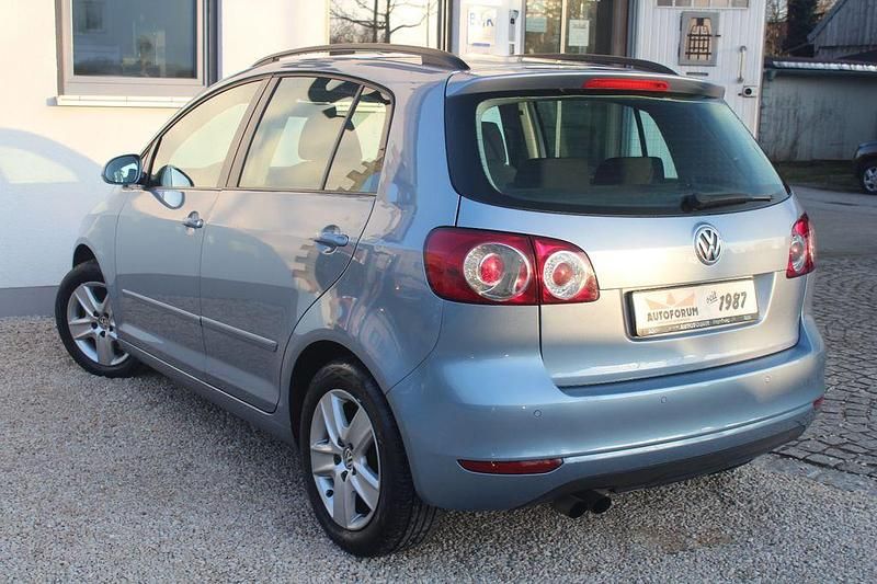 Gebraucht VW Golf Plus Cross 122 PS (89 kW) 2010 Blau Van / Kleinbus