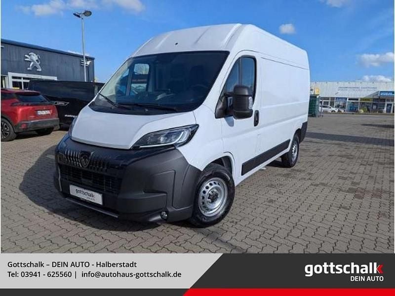 Gebraucht Peugeot Boxer 140 PS (102 kW) 2024 Weiß Van
