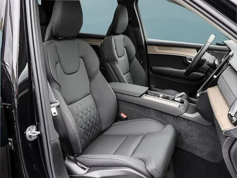 Gebraucht Volvo XC90 Plus 455 PS (334 kW) 2025 Schwarz SUV