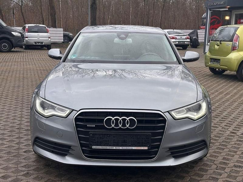 Gebraucht Audi A6 Business 204 PS (150 kW) 2012 Grau Limousine