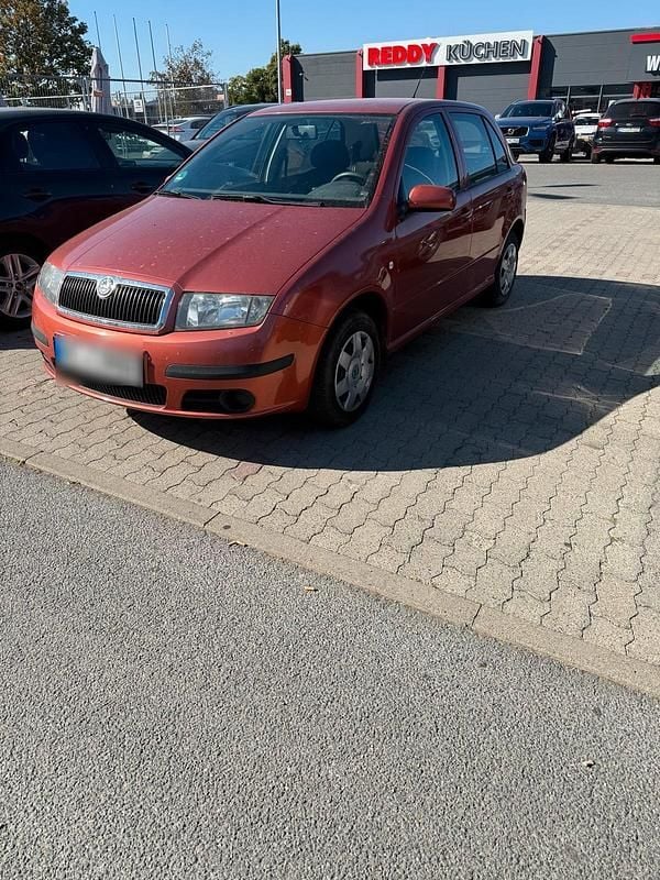 Orange Gebraucht 2006 Skoda Fabia Limousine | 2.750 € (Teuer) - Bild 1/2