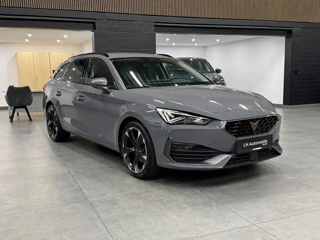 Gebraucht Cupra Leon Basis 150 PS (110 kW) 2023 Grau Limousine